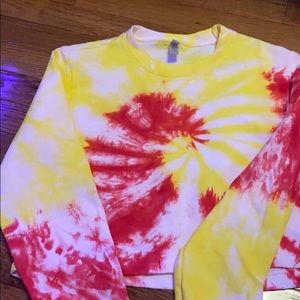 Cropped crewneck